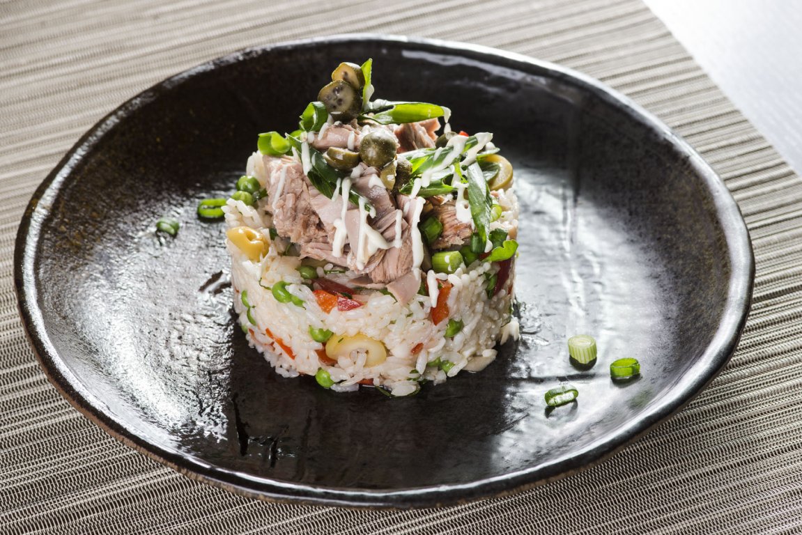 2. 2. Pirinçli Ton Balığı Salatası .jpg